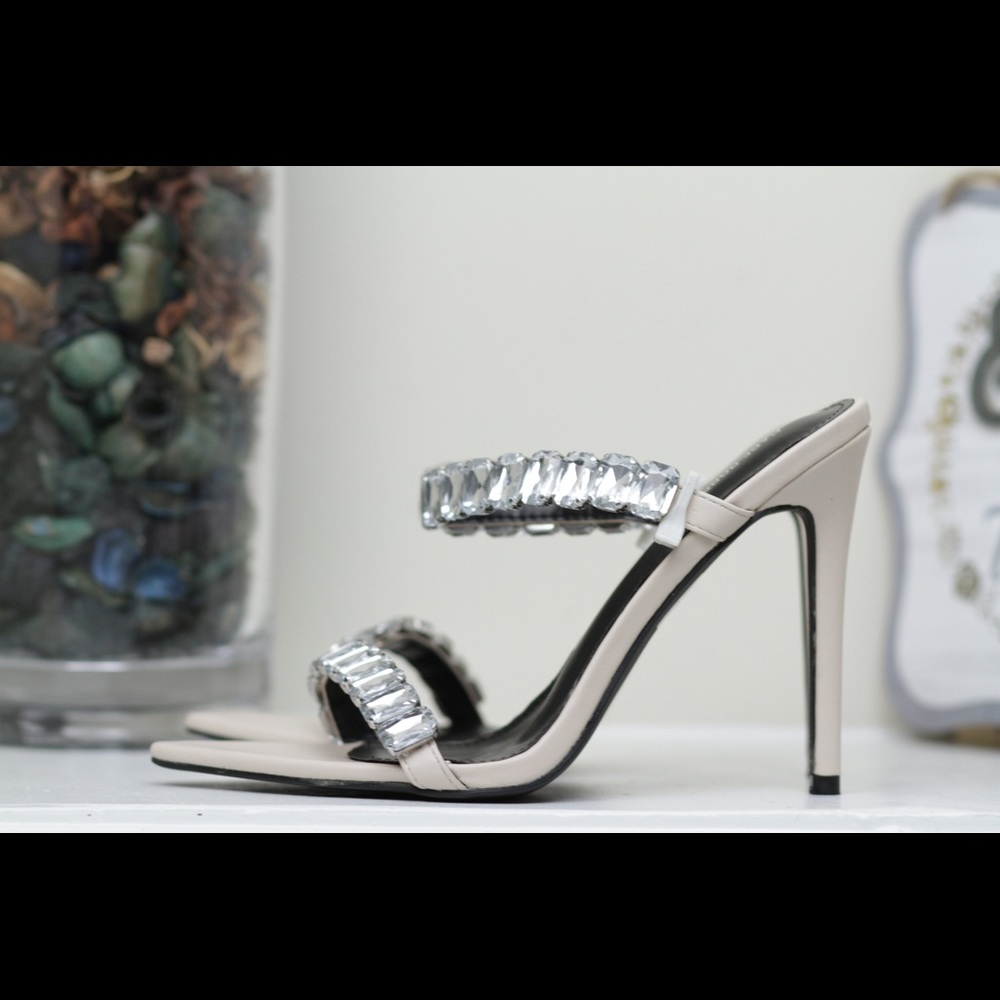 Sparkle & Pointed - Picture 4 of 4
